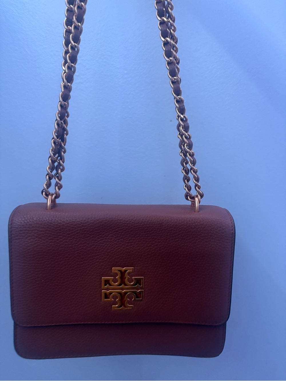 Tory Burch Chestnut Brown Pebbled Leather Chain Crossbody with Gold Logo